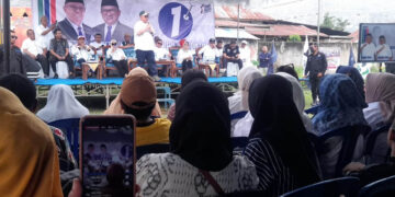 Kampanye Pasangan calon Gubernur dan Wakil Gubernur, Tonny Uloli dan Marten Taha di Kota Gorontalo, Kamis (3-10-2024).