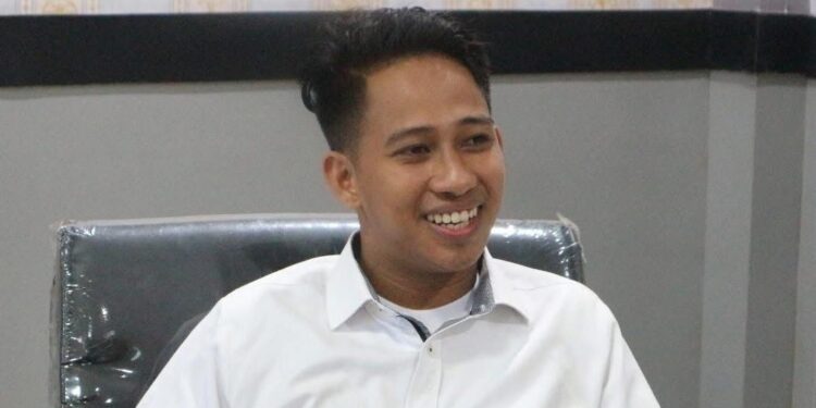 Agung Datau.