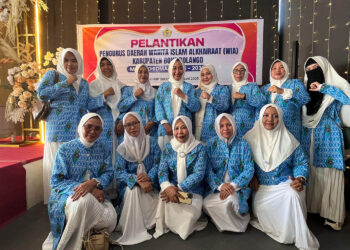 Foto bersama pengurus Wanita Islam Alkhairaat (WIA) tingkat provinsi dan kabupaten/kota se-Gorontalo.