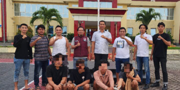 Jaringan pengedar narkoba lintas provinsi berhasil diungkap Satuan Reserse Narkoba Polresta Gorontalo Kota. Dalam operasi yang berlangsung sejak awal Juni, empat orang pelaku berhasil diamankan dari dua wilayah berbeda, yakni Gorontalo dan Morowali, Sulawesi Tengah.