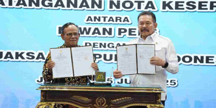 Kejaksaan Republik Indonesia dan Dewan Pers melaksanakan menandatangani Nota Kesepahaman (MoU) pada Selasa 15 Juli 2025. Foto: Istimewa.