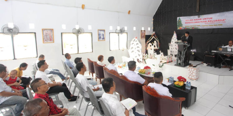 Suasana perayaan Hari Natal di Gereja Getsemani, Lapas Kelas IIA Gorontalo, Kamis (25/12/2025). Foto: Humas Lapas.
