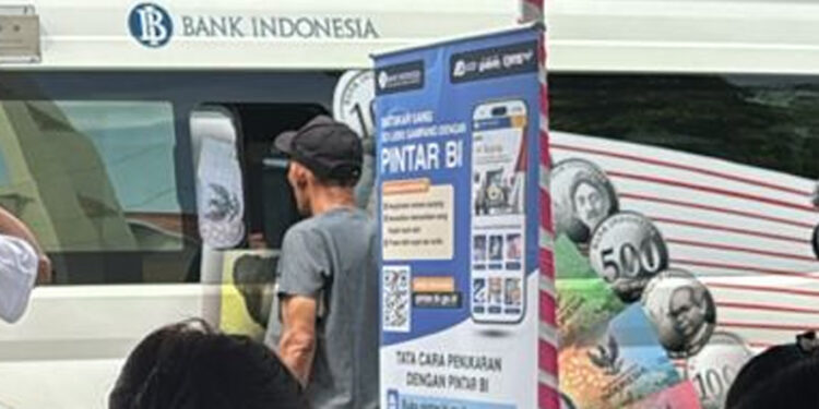 Menjelang Hari Besar Keagamaan Nasional (HBKN) Natal dan Tahun Baru (Nataru) 2025, Kantor Perwakilan Bank Indonesia (KPwBI) Provinsi Gorontalo menggelar SERUNAI 2025 (Semarak Rupiah Natal di Bulan Penuh Damai). Foto: Zoel (KPwBI Gorontalo).