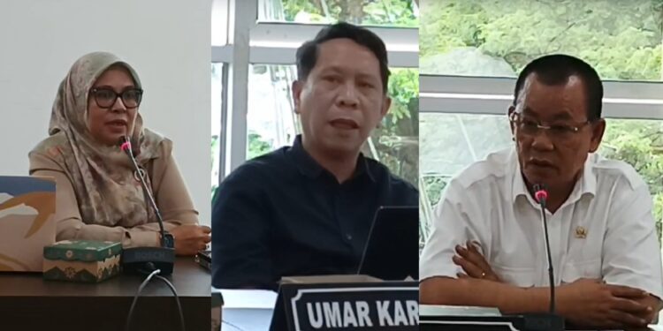 Dari kiri ke kanan gambar; Femmy Udoki, Umar Karim, Fikram Salilama.