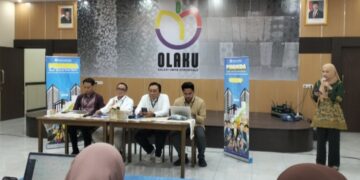 Kegiatan Ngopi Bareng Insan Media (PIRAMIDA) di Galeri Olaku, Jumat (20/2/2026),