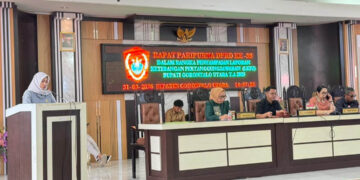 Ketua Komisi III DPRD Gorontalo Utara, Dheninda Chaerunnisa, saat menyampaikan pandangan Fraksi Nasdem dalam rapat paripurna DPRD Gorontalo Utara, Selasa (31/3/2026).