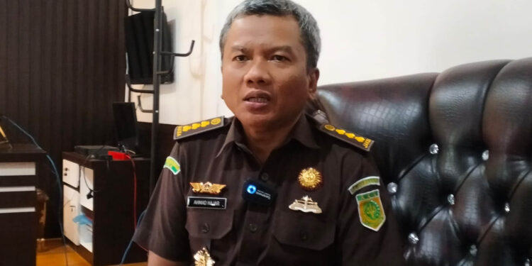 Asisten Tindak Pidana Khusus (Aspidsus) Kejati Gorontalo, Dr. Ahmad Hajar Zunaidi, S.H., M.H.. Foto: Lukman/mimoza.tv
