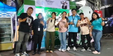 Booth OPPO menjadi salah satu pusat perhatian pengunjung PENAS KTNA XVII Tahun 2026 di Gorontalo. Melalui promosi OPPO Reno16 Series dan berbagai hadiah menarik, OPPO turut memeriahkan ajang nasional tersebut sekaligus mendekatkan teknologi kepada masyarakat. (Foto: Lukman/mimoza.tv)