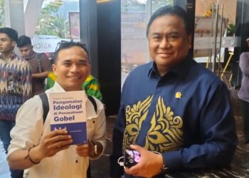 Almarhum Rachmat Gobel bersama awak media mimoza.tv.