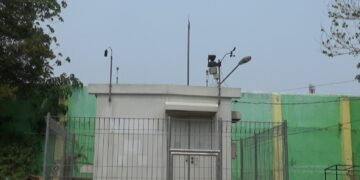 stasiun Air Quality Monitoring System (AQMS) yang berada di kawasan Taman Kota