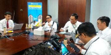 Kepala Perwakilan BI Provinsi Gorontalo, Bambang Satya Permana, menyampaikan paparan dalam kegiatan PIRAMIDA (Ngopi Bareng Insan Media) di Kantor Perwakilan BI Provinsi Gorontalo, Rabu (28/10/2026). Foto: Lukman/mimoza.tv.