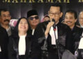 Kuasa hukum pemohon, Refly Harun, saat memberikan keterangan pers usai sidang putusan perkara Perselisihan Hasil Pemilihan Umum (PHPU) Presiden dan Wakil Presiden Nomor 01/PHPU.PRES-XXIV/2026.